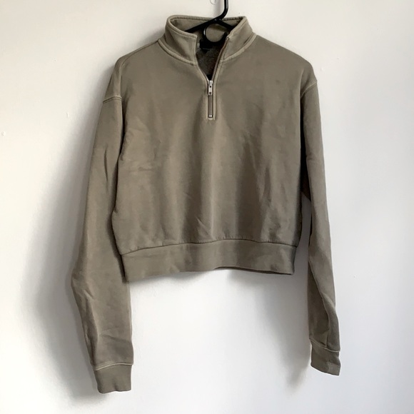 Green half zip sweatshirt